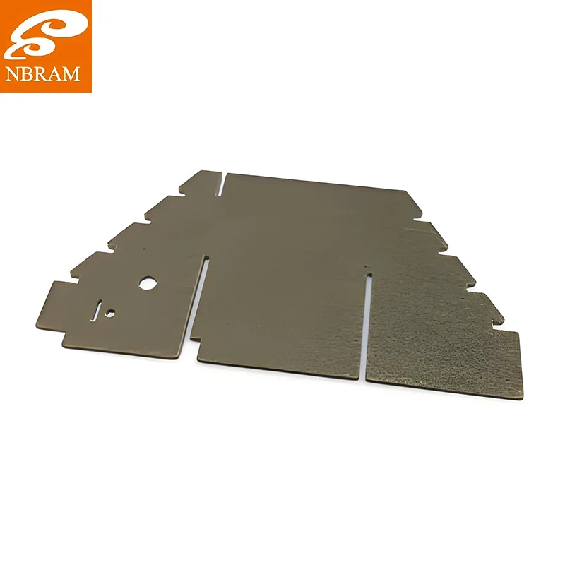 Wat zijn de gebruikelijke vormen en toepassingen van gestempelde mica-onderdelen?